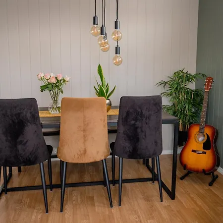Koselig Hjem Sentralt Pa Apartment *